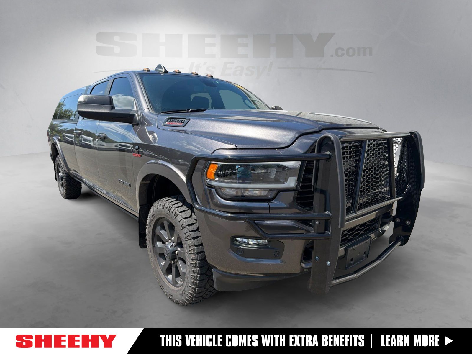 2021 RAM 3500 Laramie 4X4 Crew Cab LWB's photo