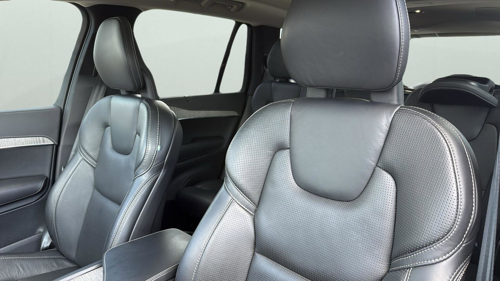 Used Car 2021 Volvo Xc90  T6 Inscription For Sale Under $35,000 In Austin, Texas