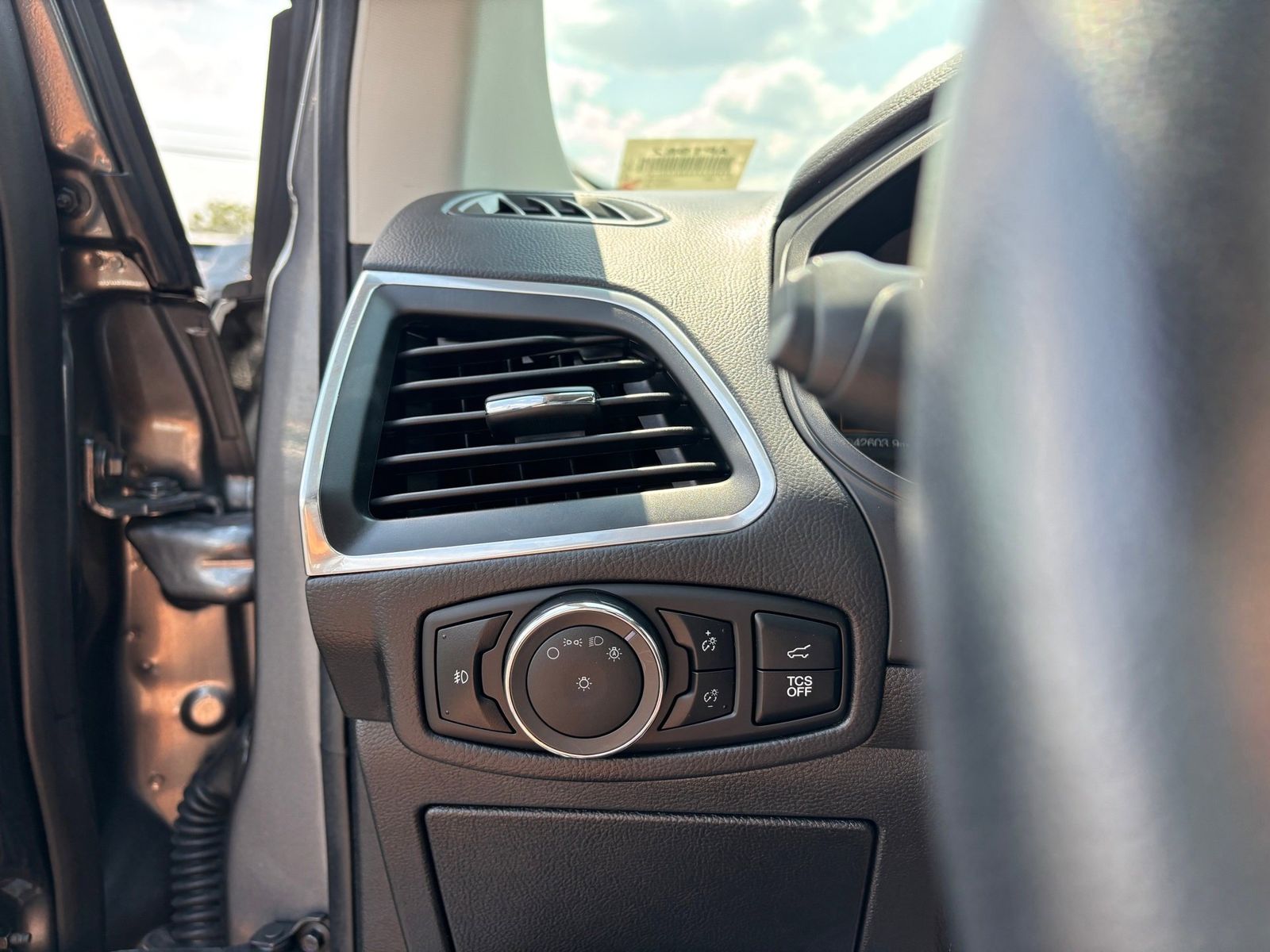 Used Car 2024 Ford Edge  Titanium For Sale Under $30,000 In Austin, Texas