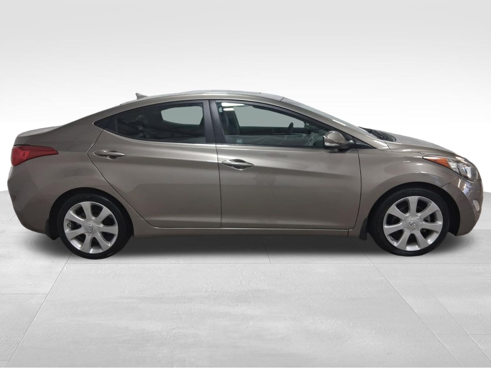 Used Car 2013 Hyundai Elantra  Limited For Sale Under $10,000 In Austin, Texas