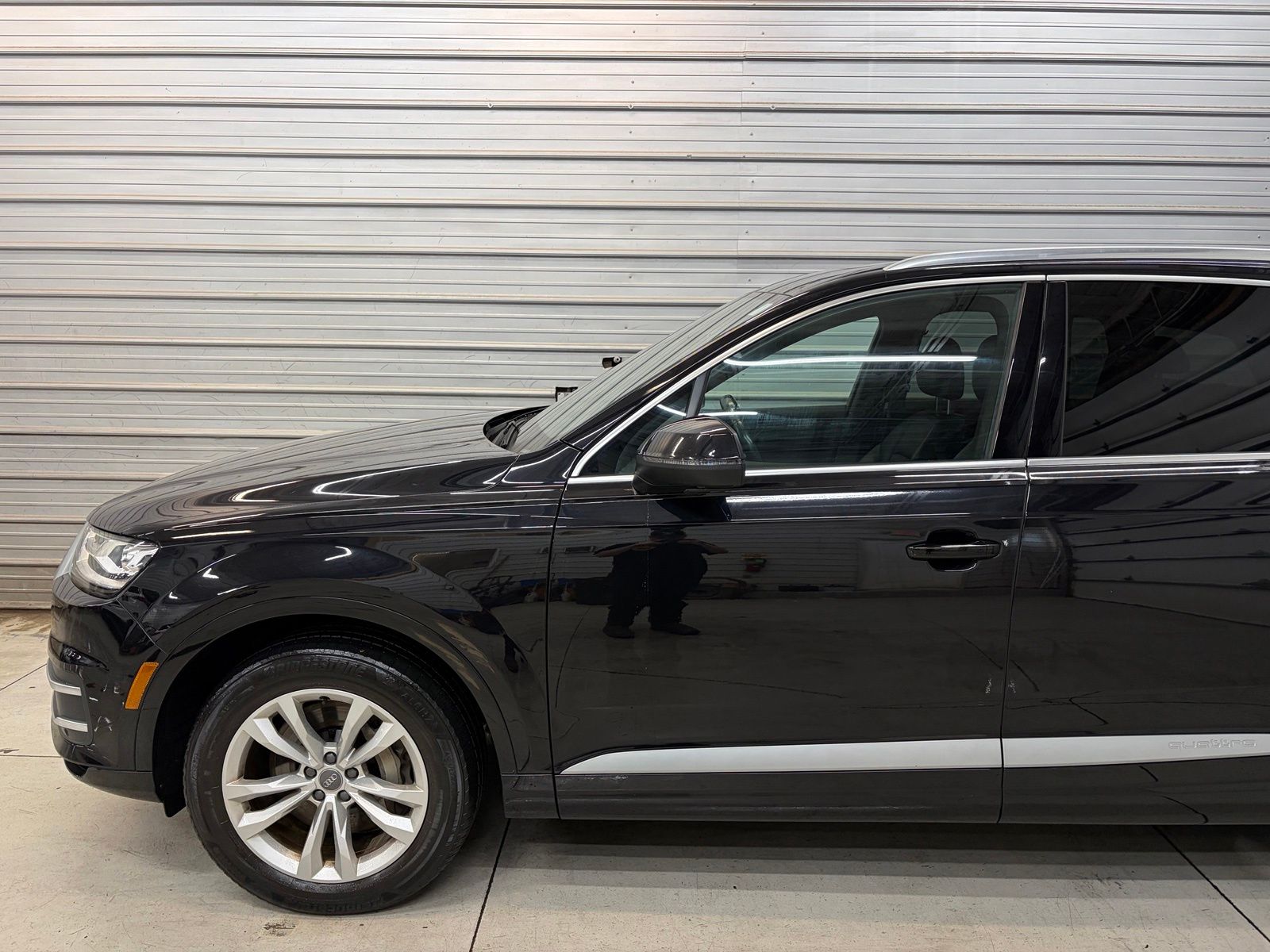 Photo 3 of 2019 Audi Q7 55 Premium