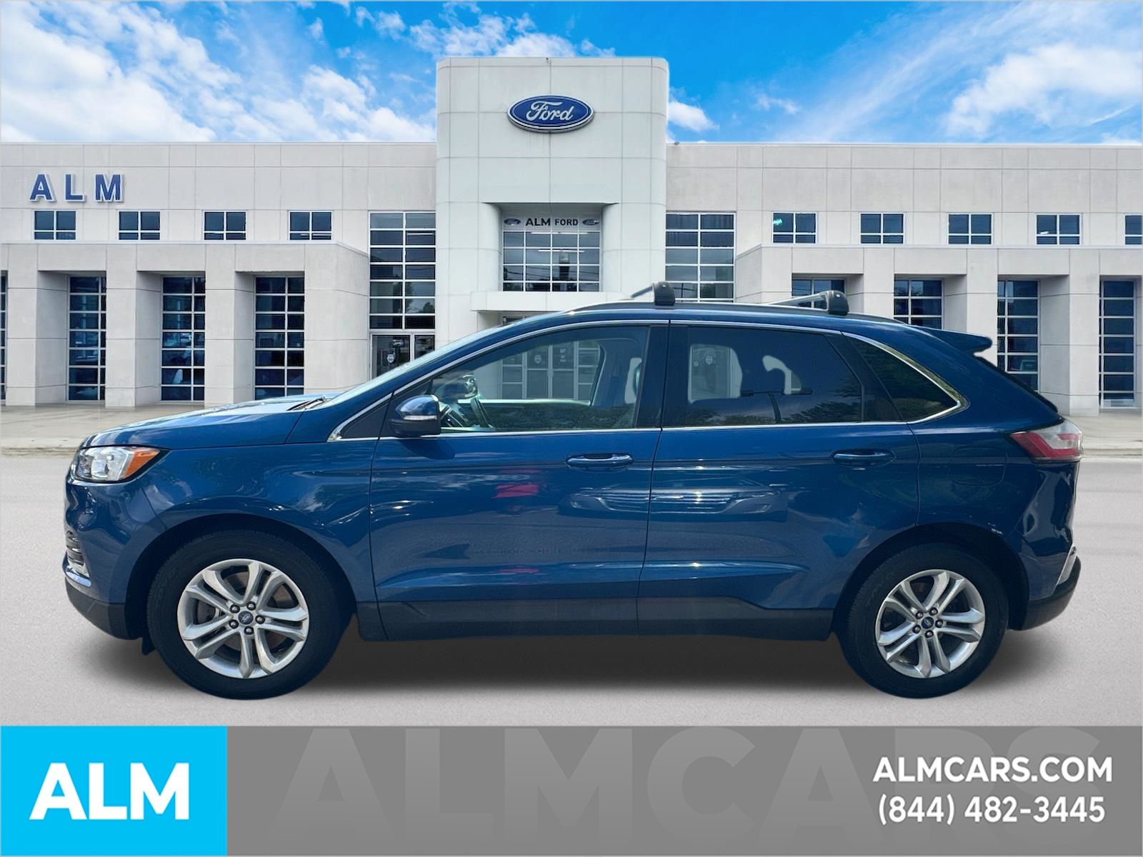 Used 2020 Blue Ford SEL image 9