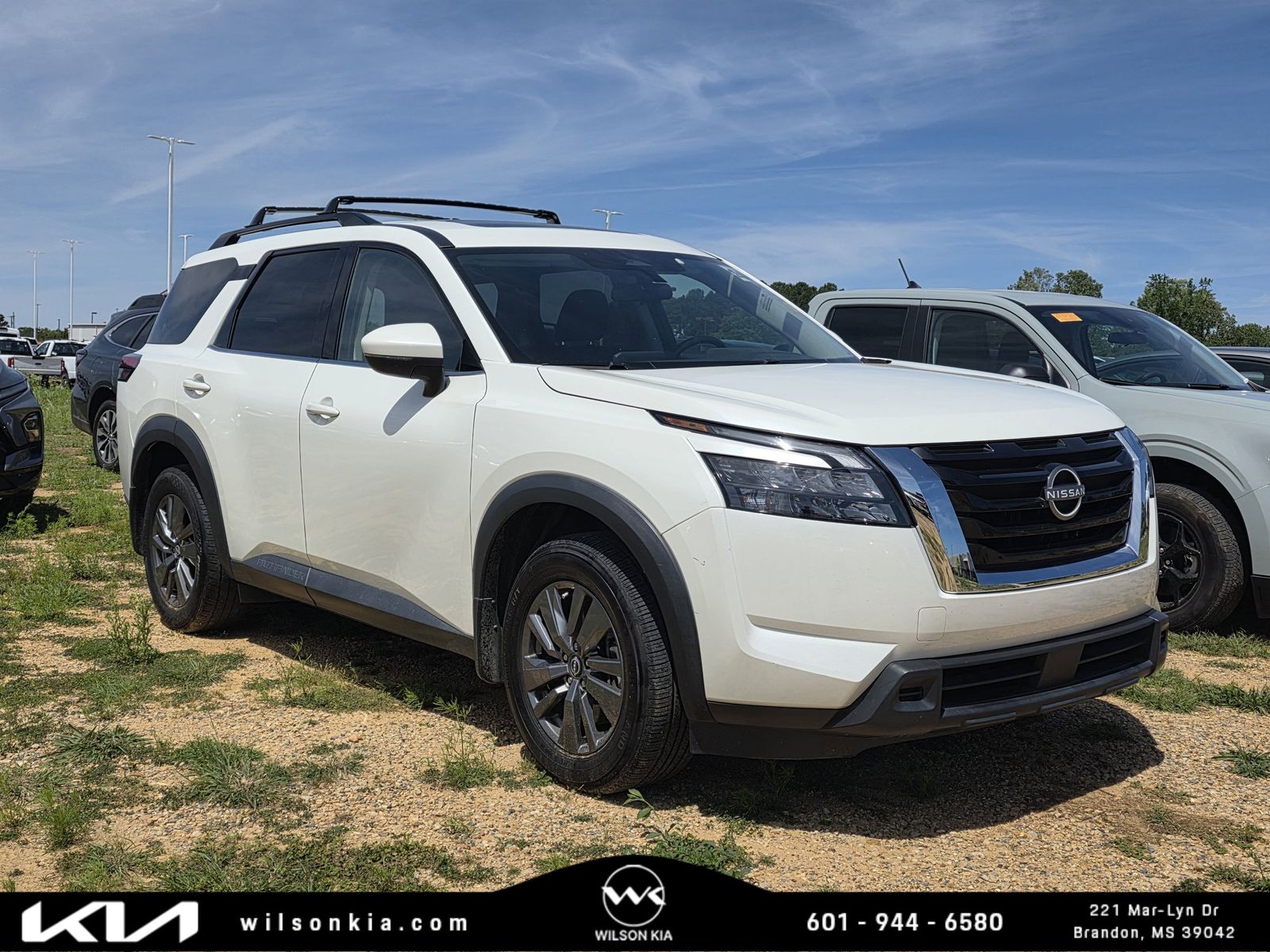 Pearl White Tricoat 2023 Nissan Pathfinder SV FWD SUV / Crossover Front-Wheel Drive 9-Speed Automatic