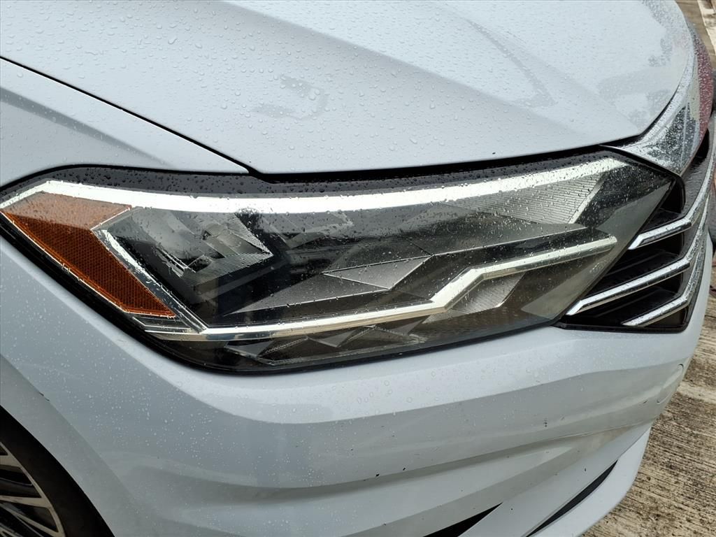 2019 Volkswagen Jetta 1.4T SE Silver at Mac Haik CDJR North Houston