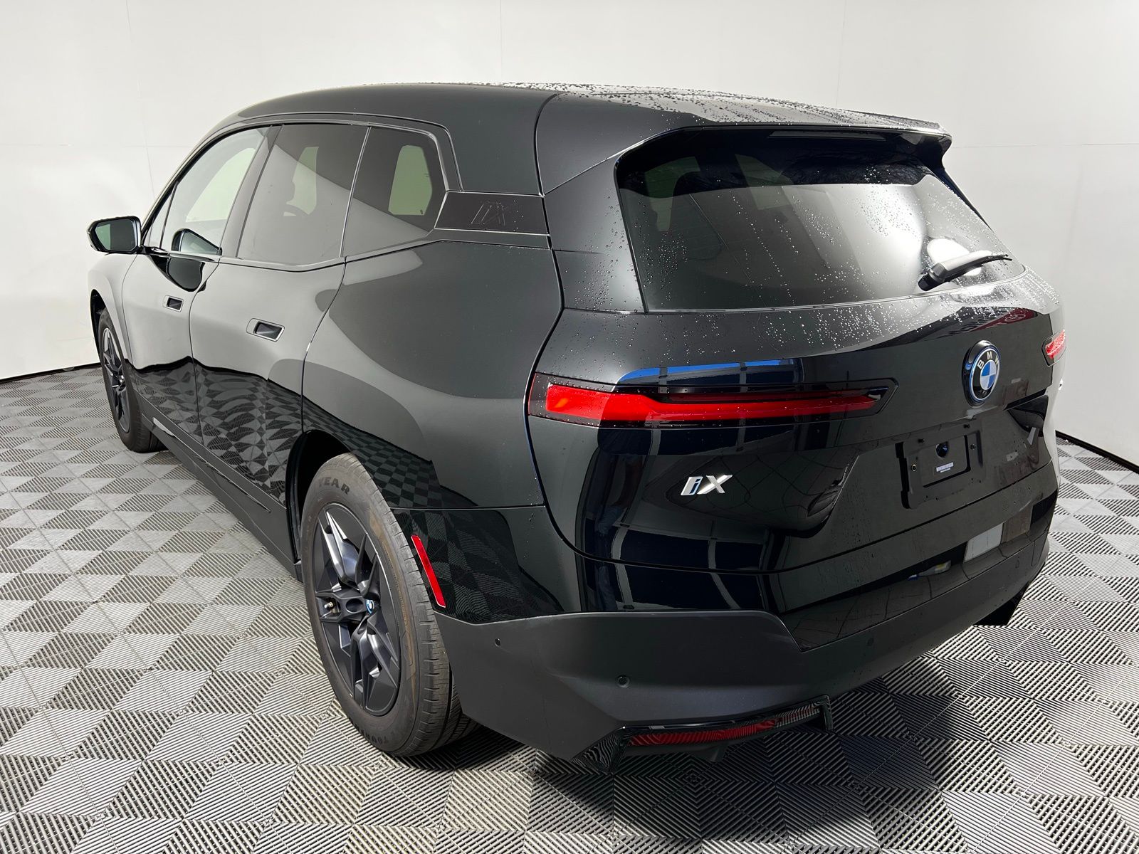 Thumbnail: 2024 BMW iX - 7