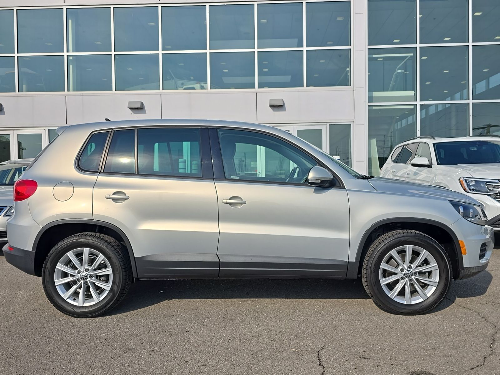 used 2014 Volkswagen Tiguan car, priced at $8,800