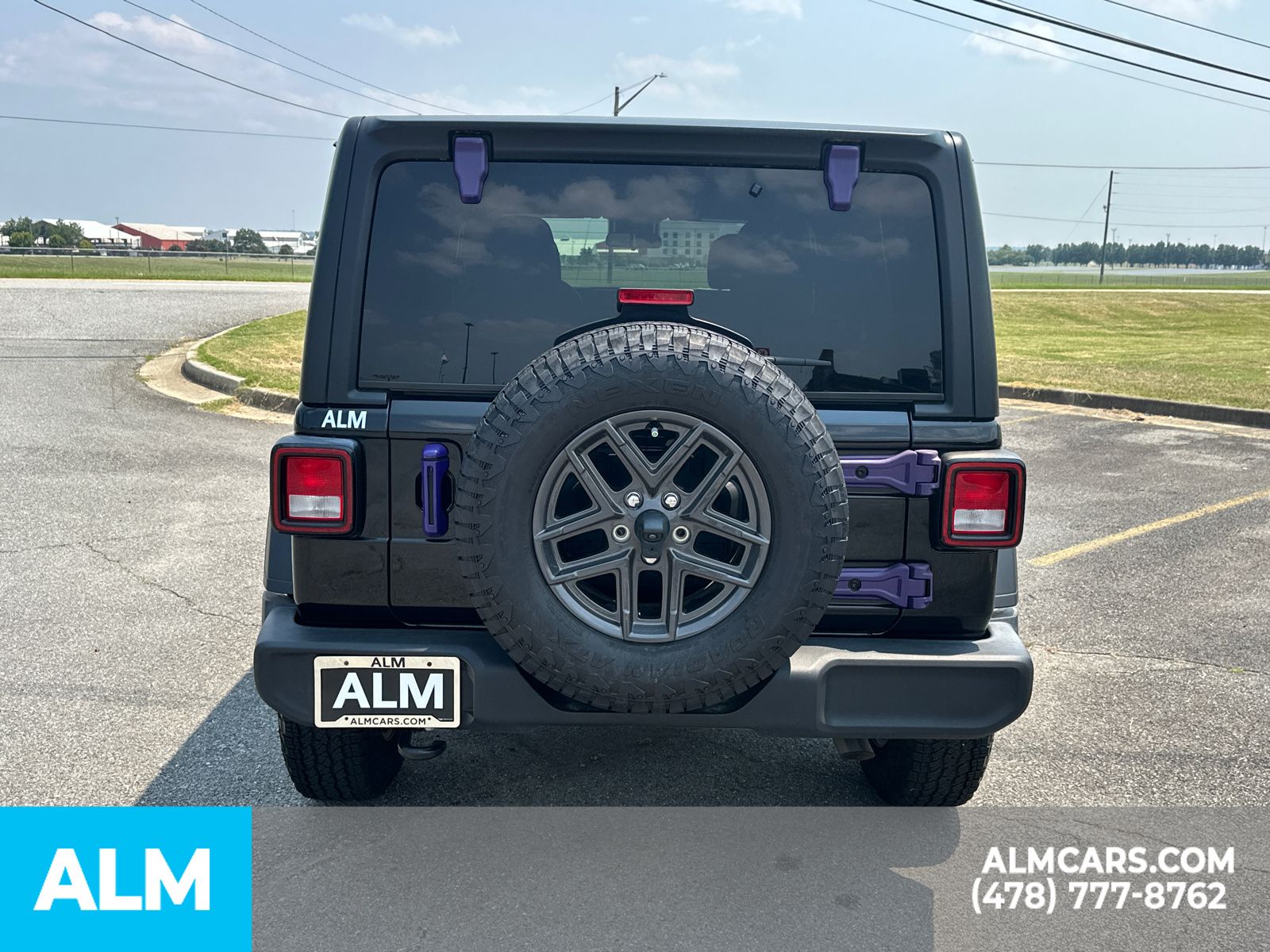 Used 2024 Black Jeep Sport S image 6