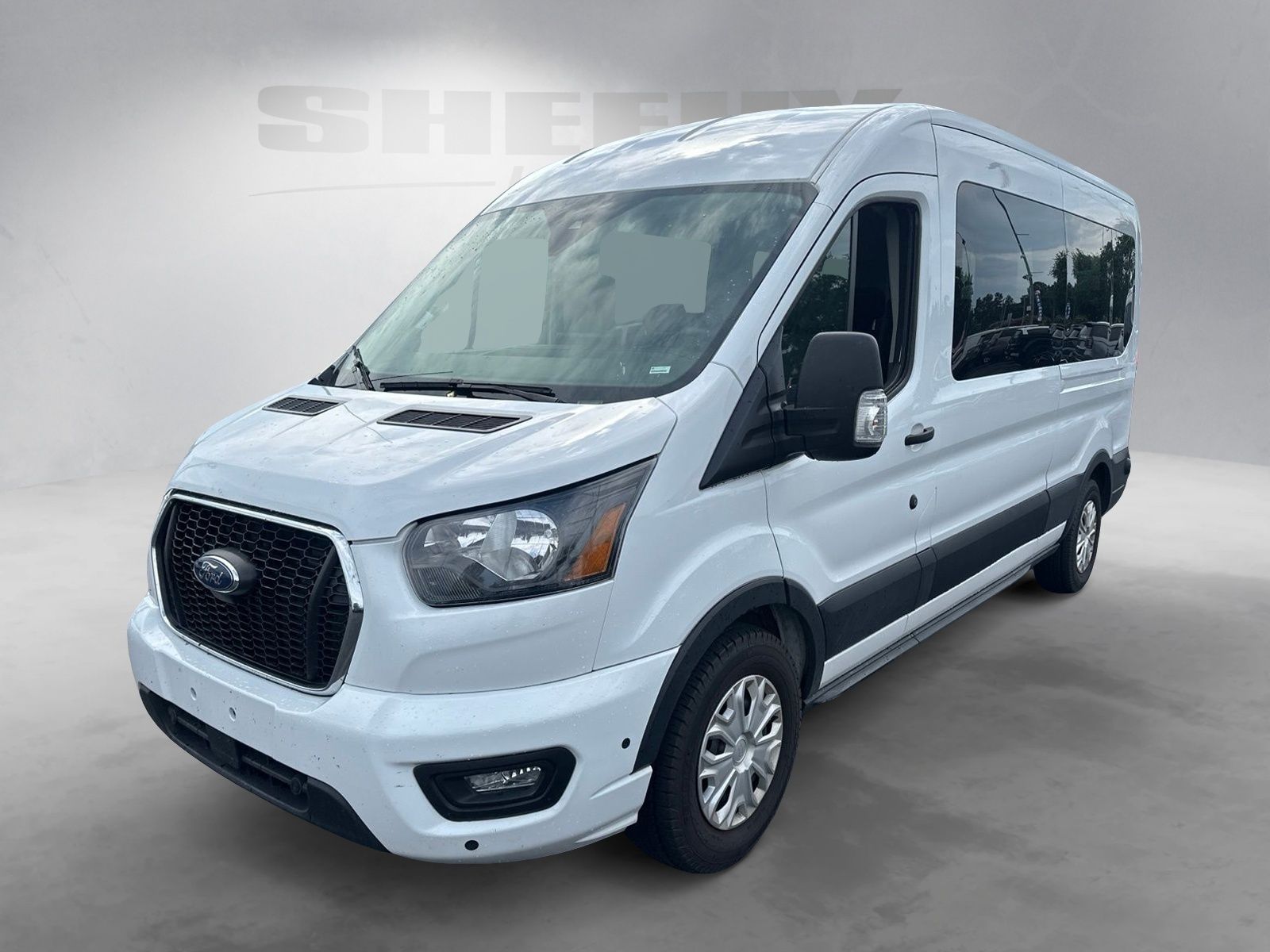 Certified Used 2024 Oxford White Ford XLT image 15