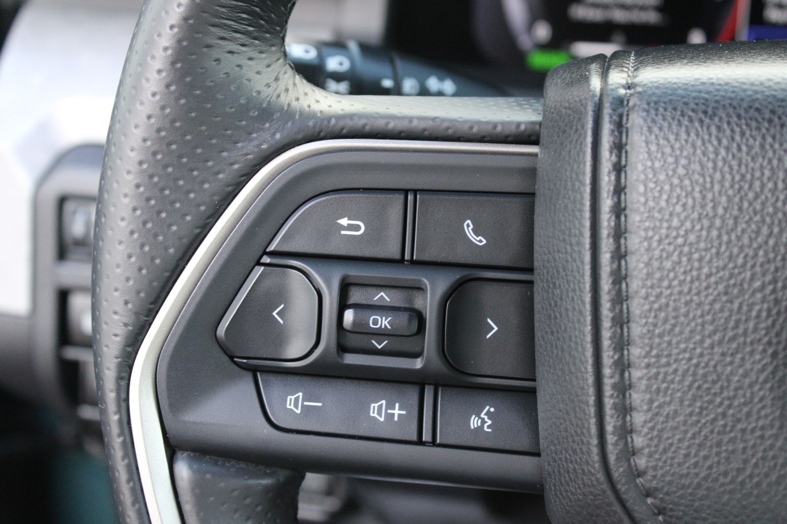 Used 2025  Toyota Trailhunter image 23