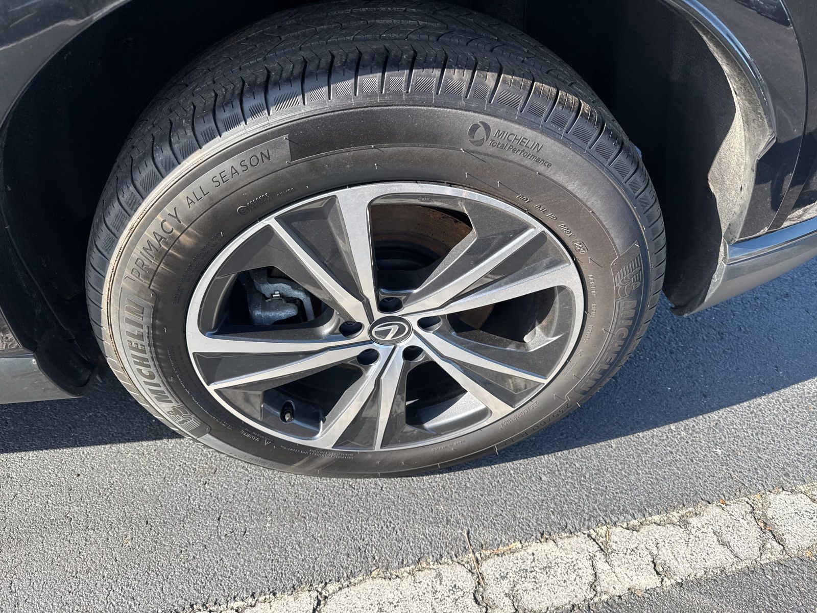 View vehicle photo 6