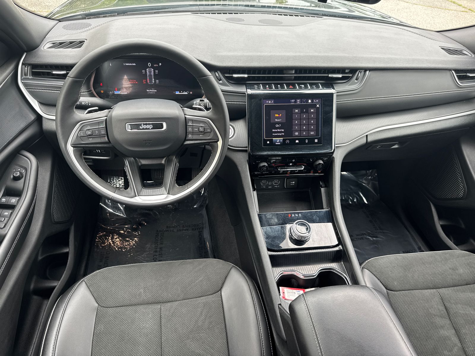 Used 2025 Black Jeep Altitude image 22