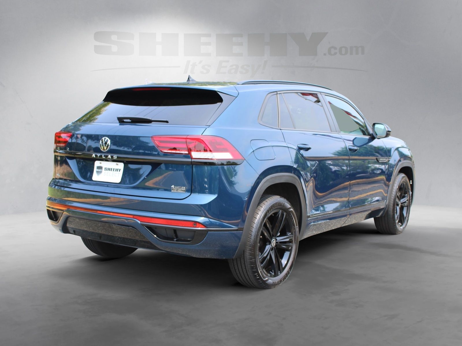 Used 2023 Blue Volkswagen 2.0T SEL R-Line Black image 13