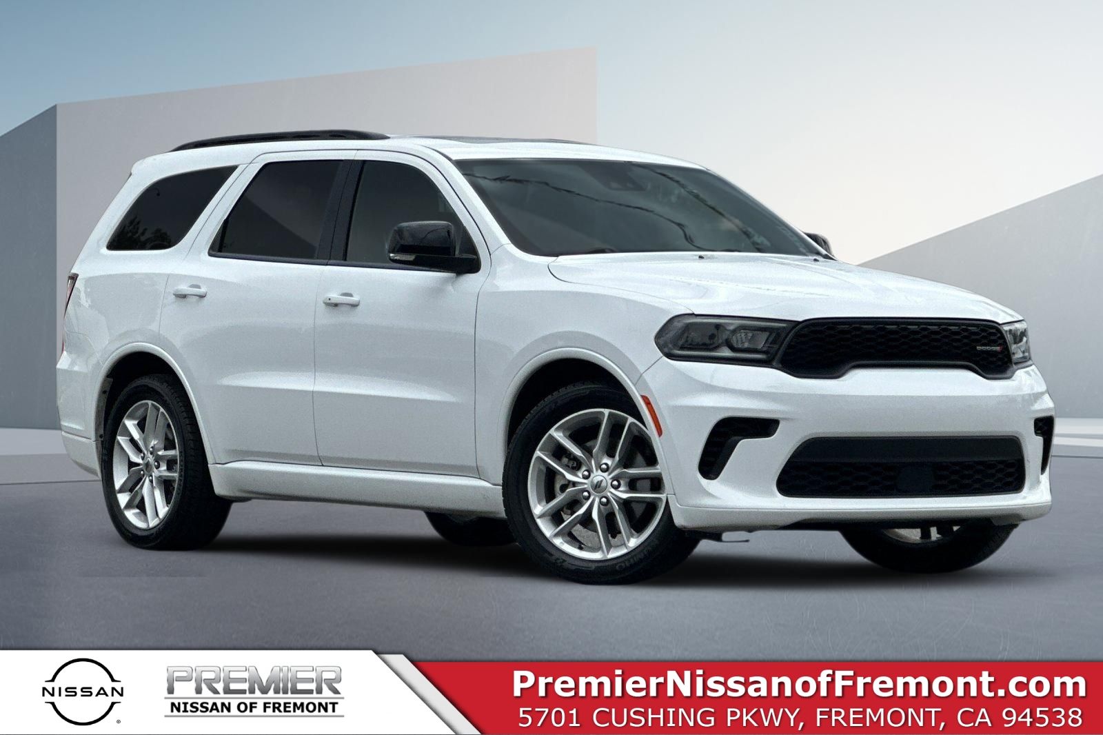 White Knuckle Clearcoat 2024 Dodge Durango SUV / Crossover Rear-Wheel Drive 8-Speed Automatic