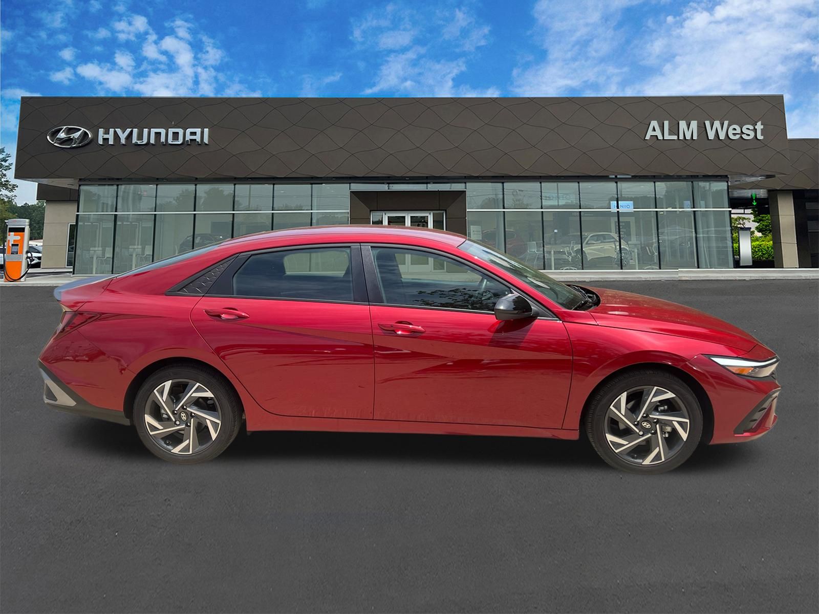 Certified Used 2025 Red Hyundai SEL Sport image 4