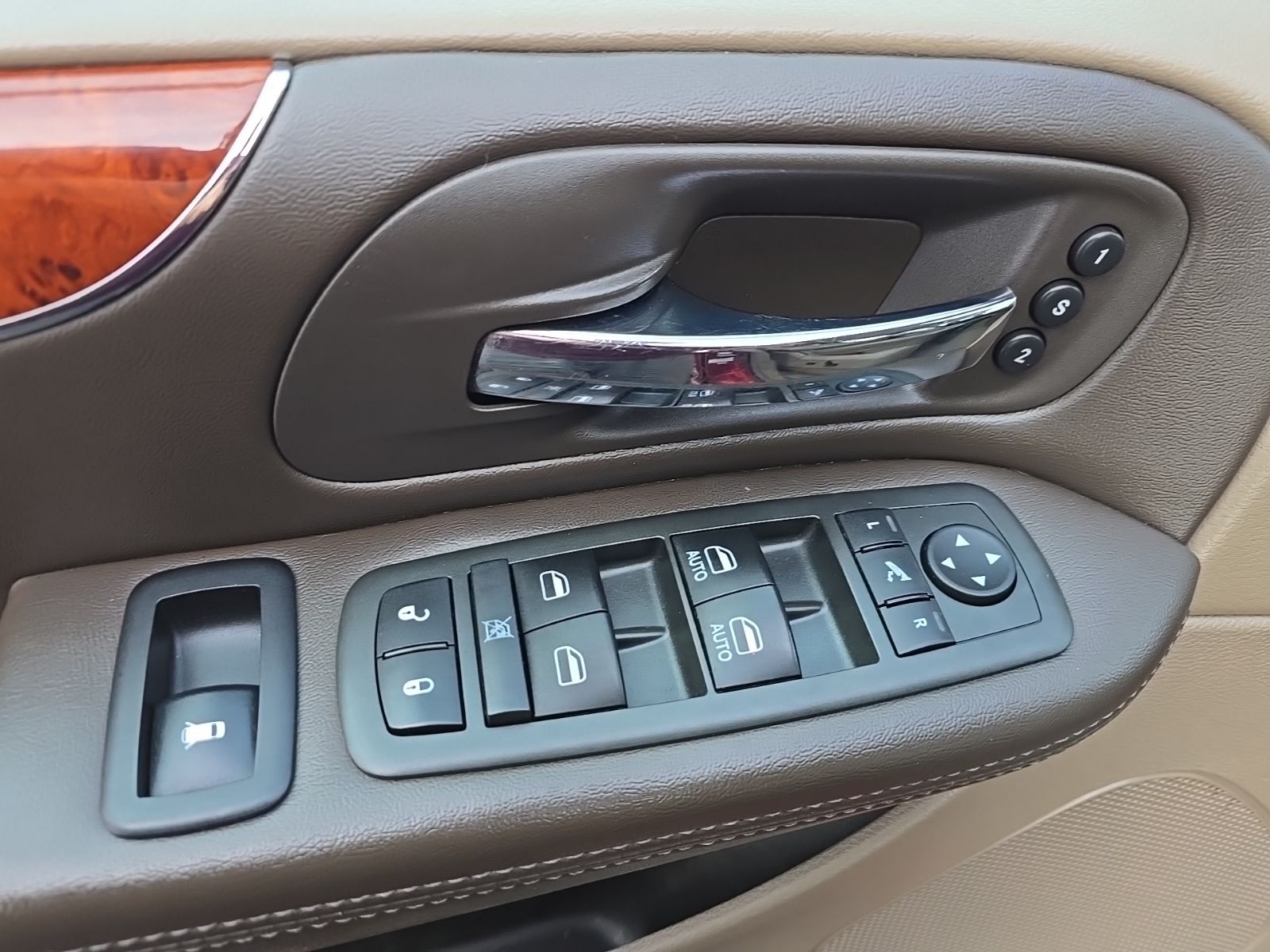 used 2013 Chrysler Town & Country car, priced at $7,500