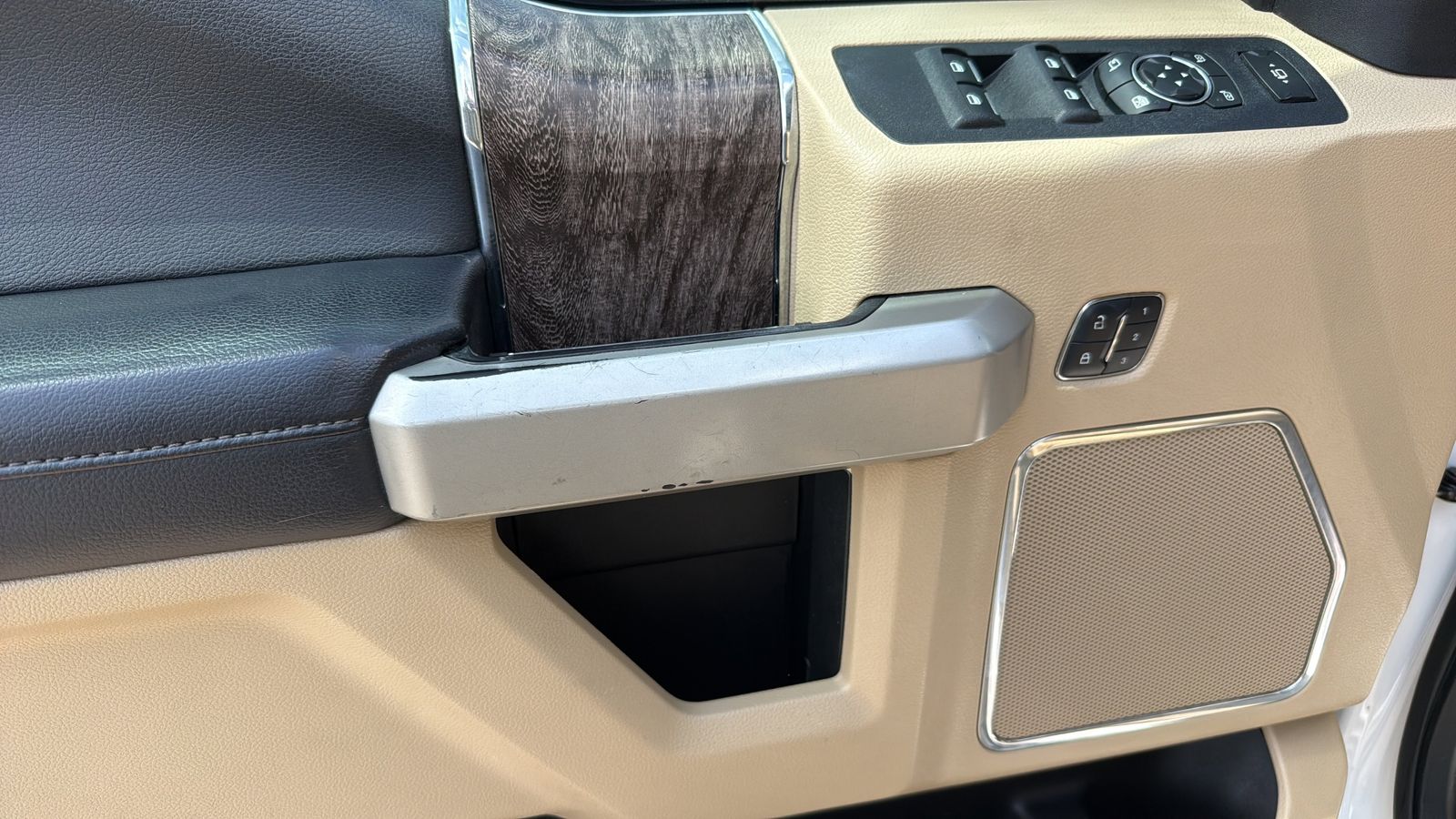 Used Car 2018 Ford F-250sd  Lariat For Sale Under $40,000 In Austin, Texas