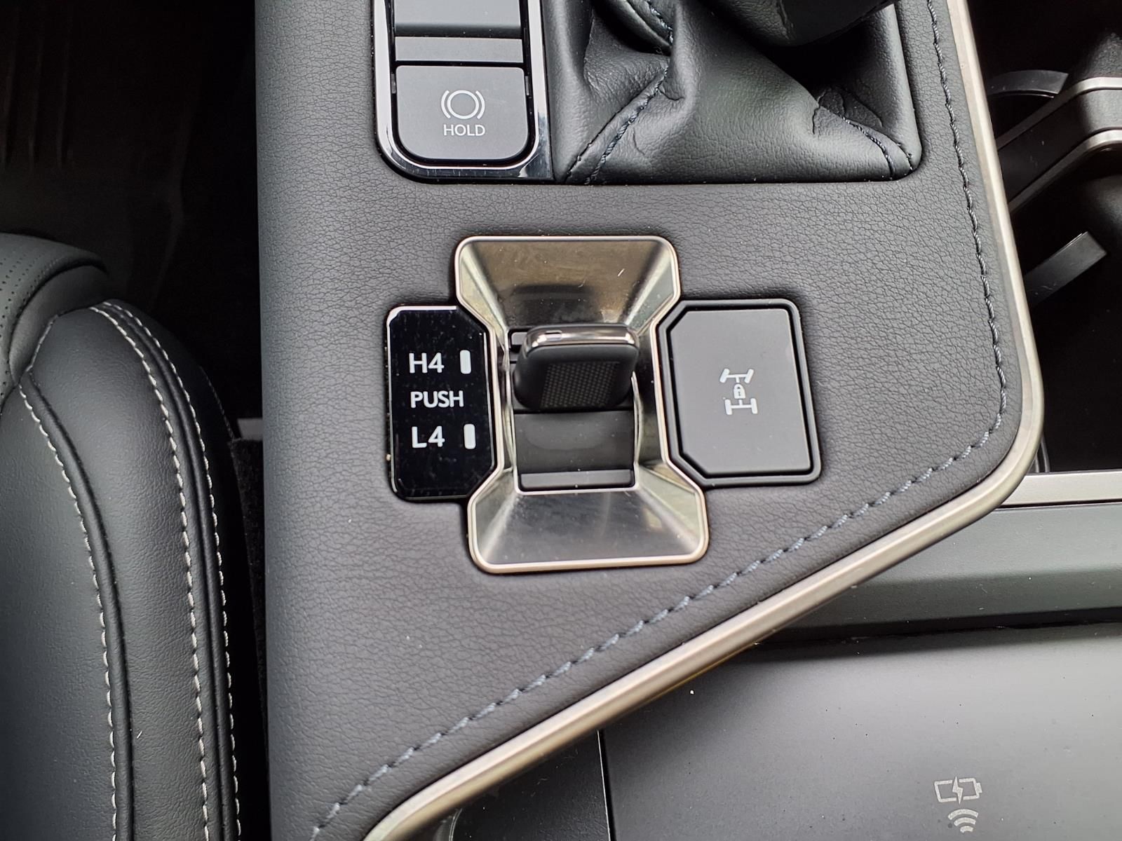 2025 Lexus GX 550 Luxury+ Silver at Gullo Toyota