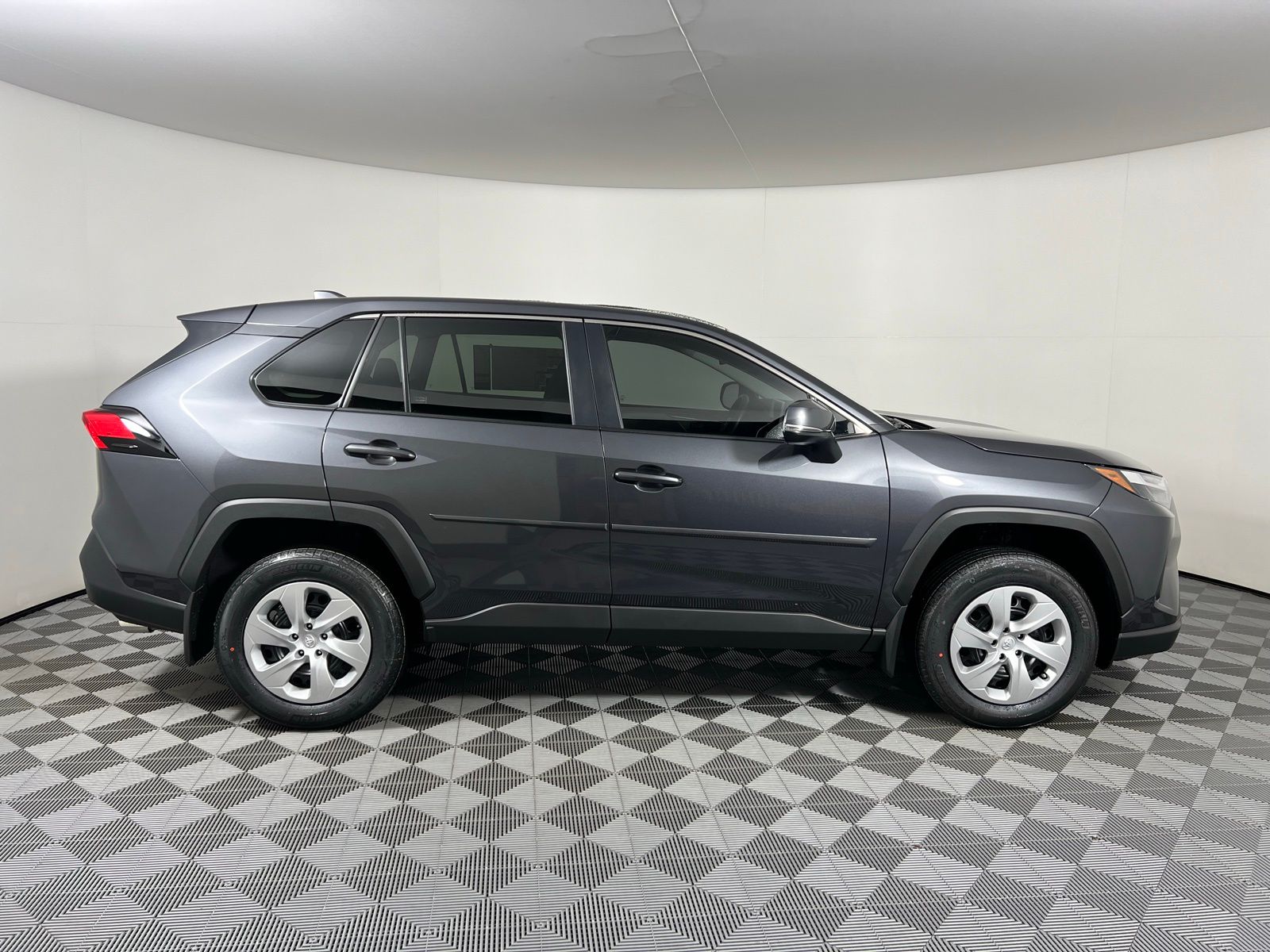 Thumbnail: 2025 Toyota RAV4 - 4