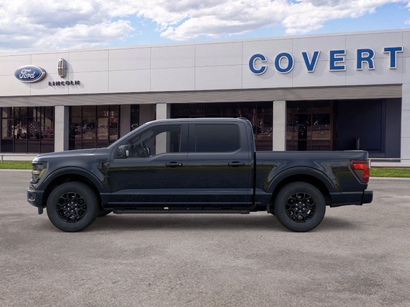 New 2026 Black Ford XLT image 3