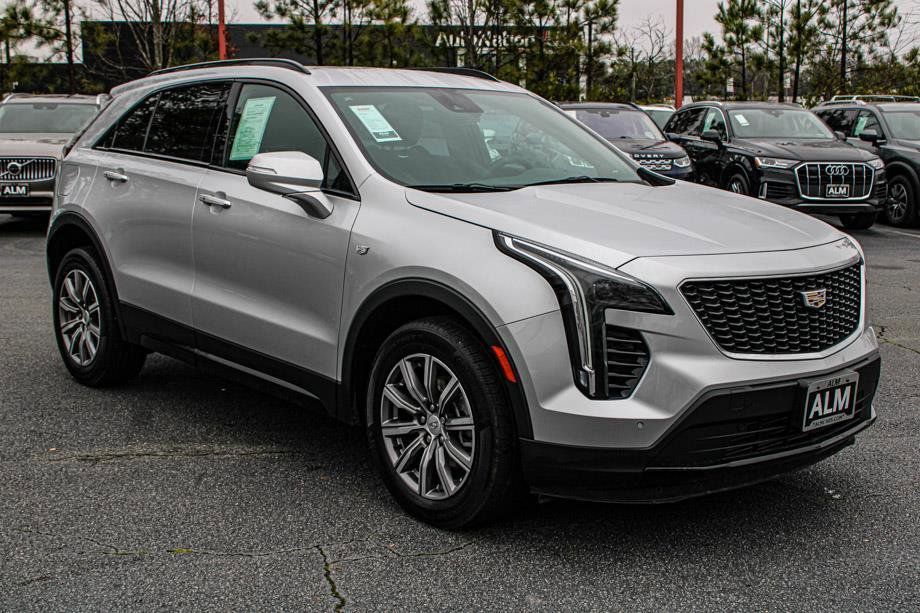 2022 Cadillac XT4 Sport 3