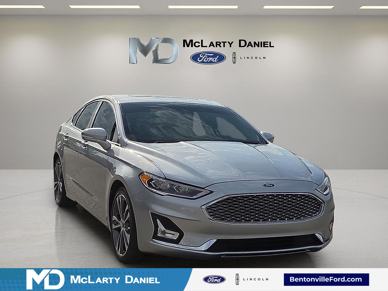 Iconic Silver Metallic 2020 Ford Fusion Sedan Front-Wheel Drive 6-Speed Automatic