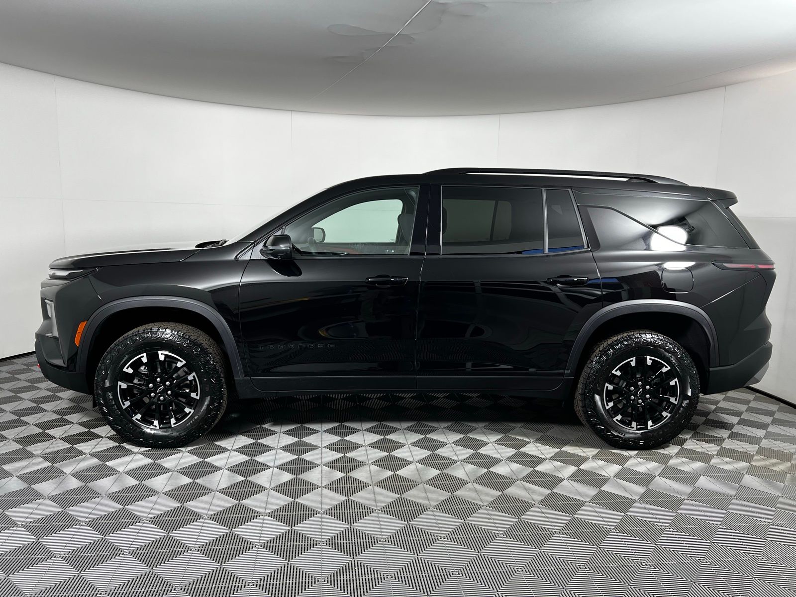 Thumbnail: 2024 Chevrolet Traverse - 7