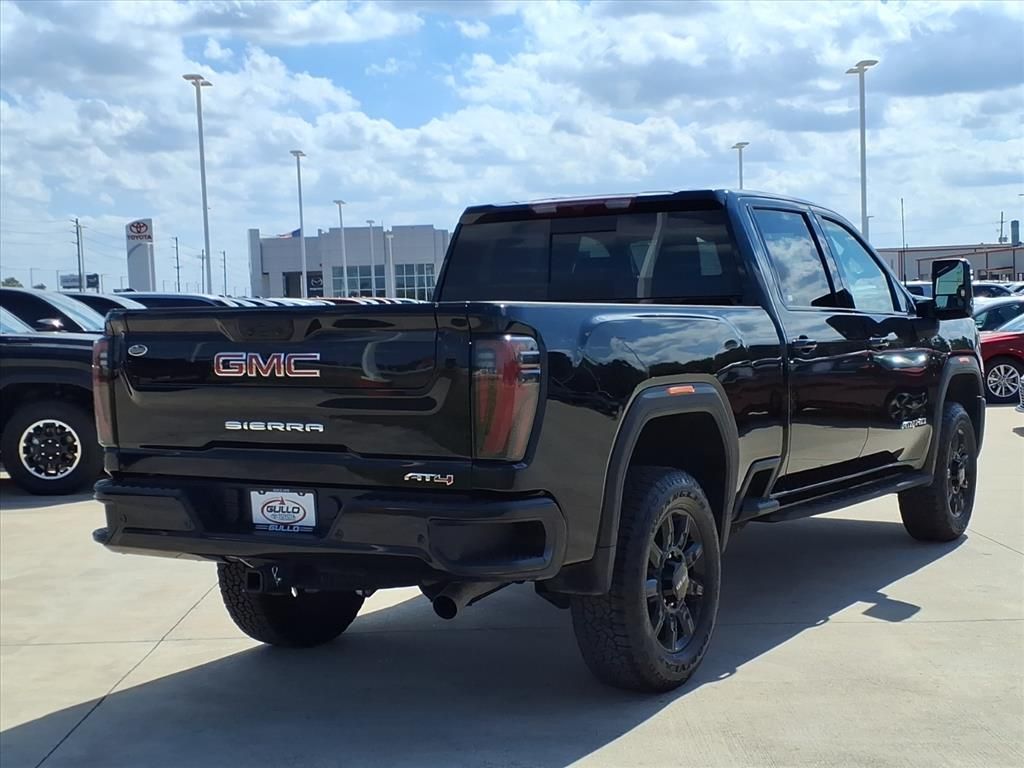 2025 GMC Sierra 2500HD AT4 - 7