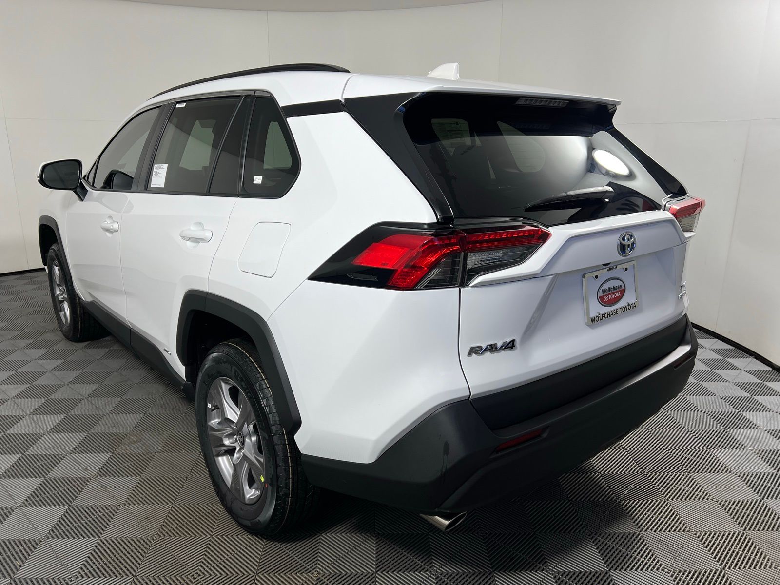 Thumbnail: 2025 Toyota RAV4 - 7