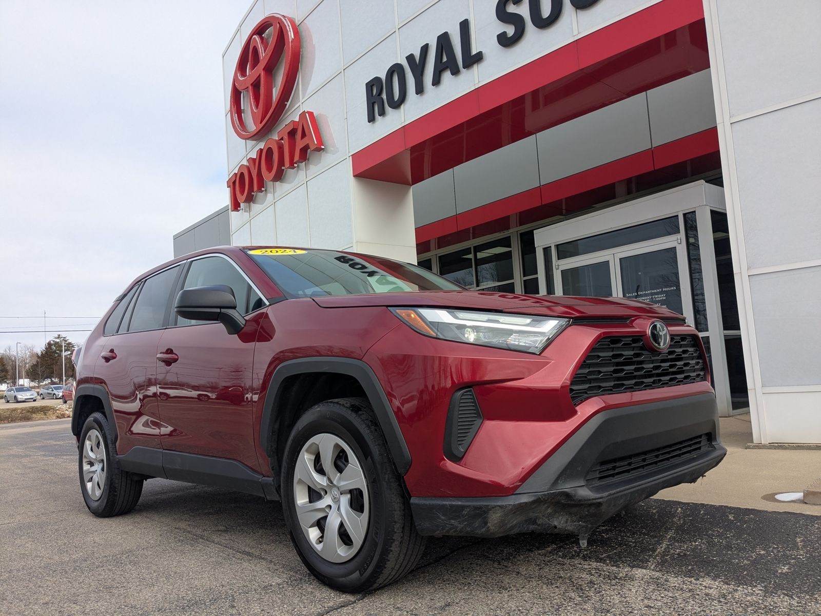 2024 Toyota RAV4 LE FWD