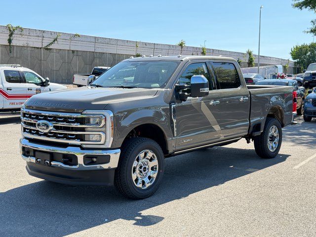 New 2026 Marsh Gray Ford Lariat image 2