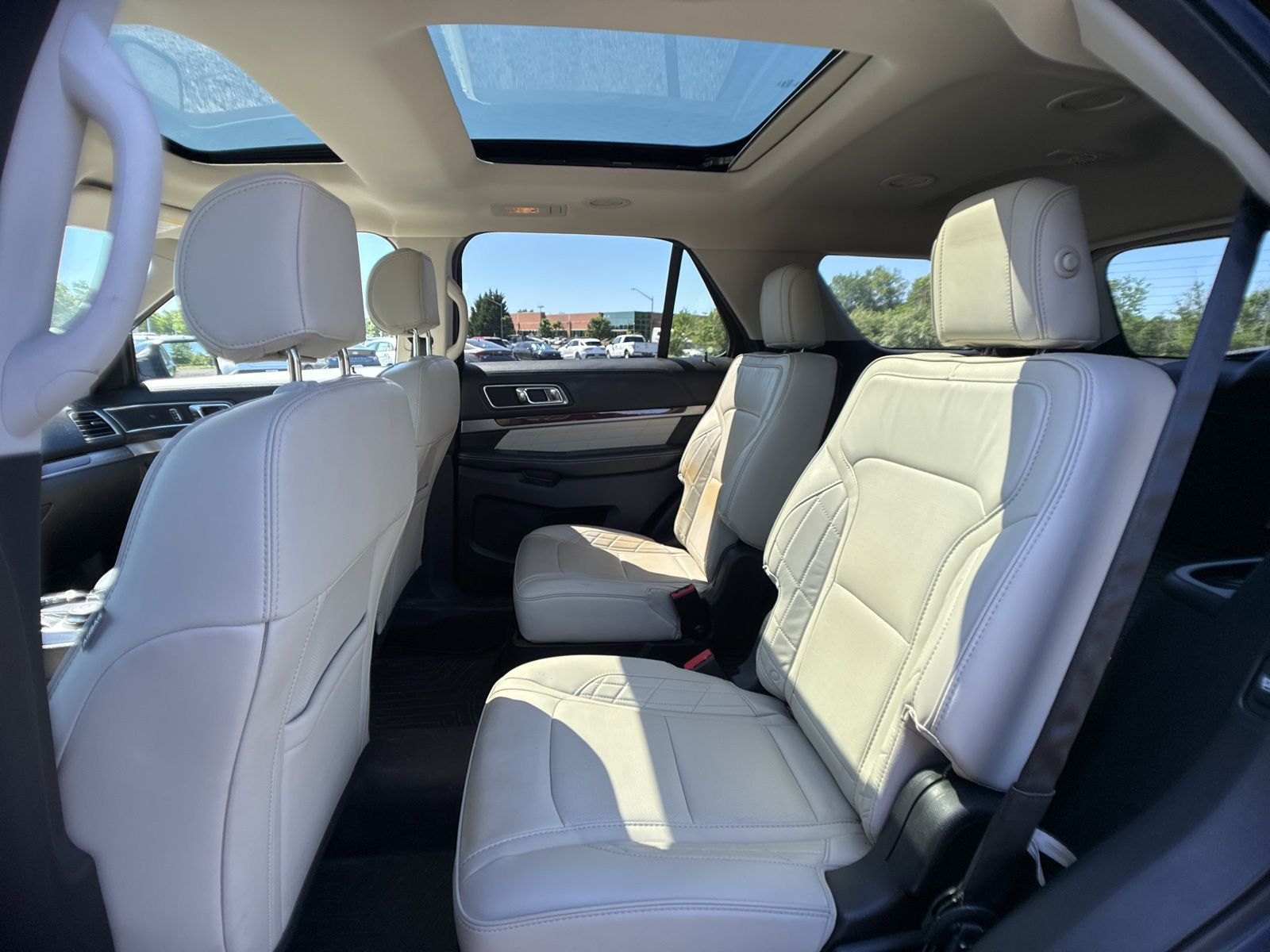 Used 2017 Shadow Black Ford Platinum image 6