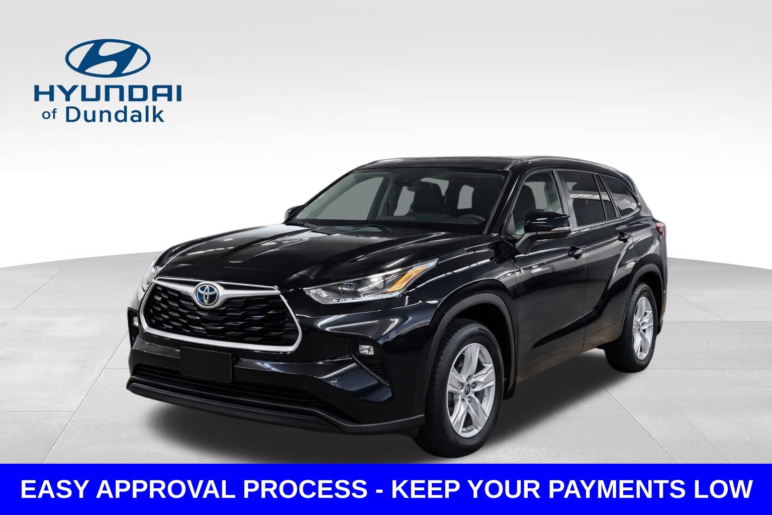 Midnight Black Metallic 2025 Toyota Highlander LE FWD SUV / Crossover Front-Wheel Drive 8-Speed Automatic