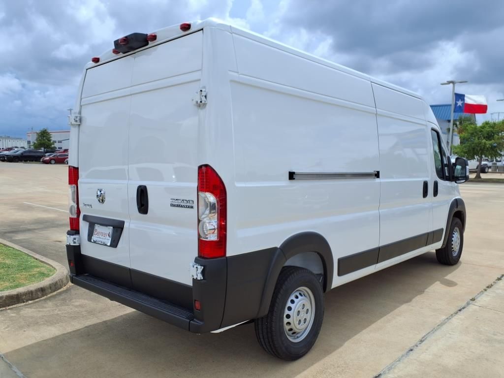 2025 Ram ProMaster 2500 High Roof - 2