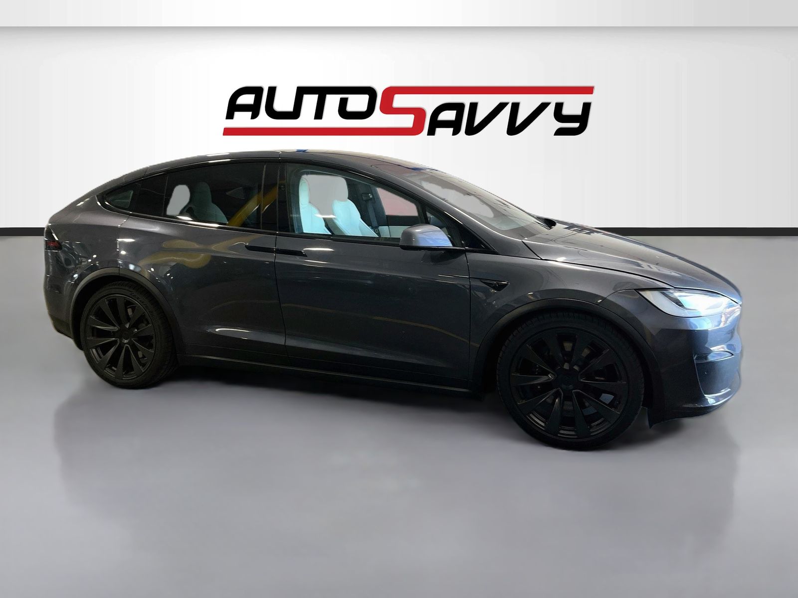 Used 2022 Gray Tesla Plaid image 8