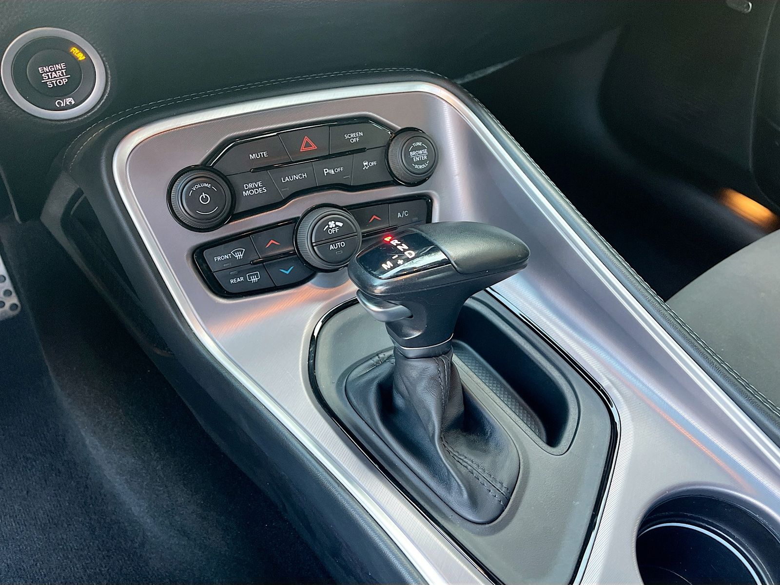 2022 Dodge Challenger R/T - Photo 17