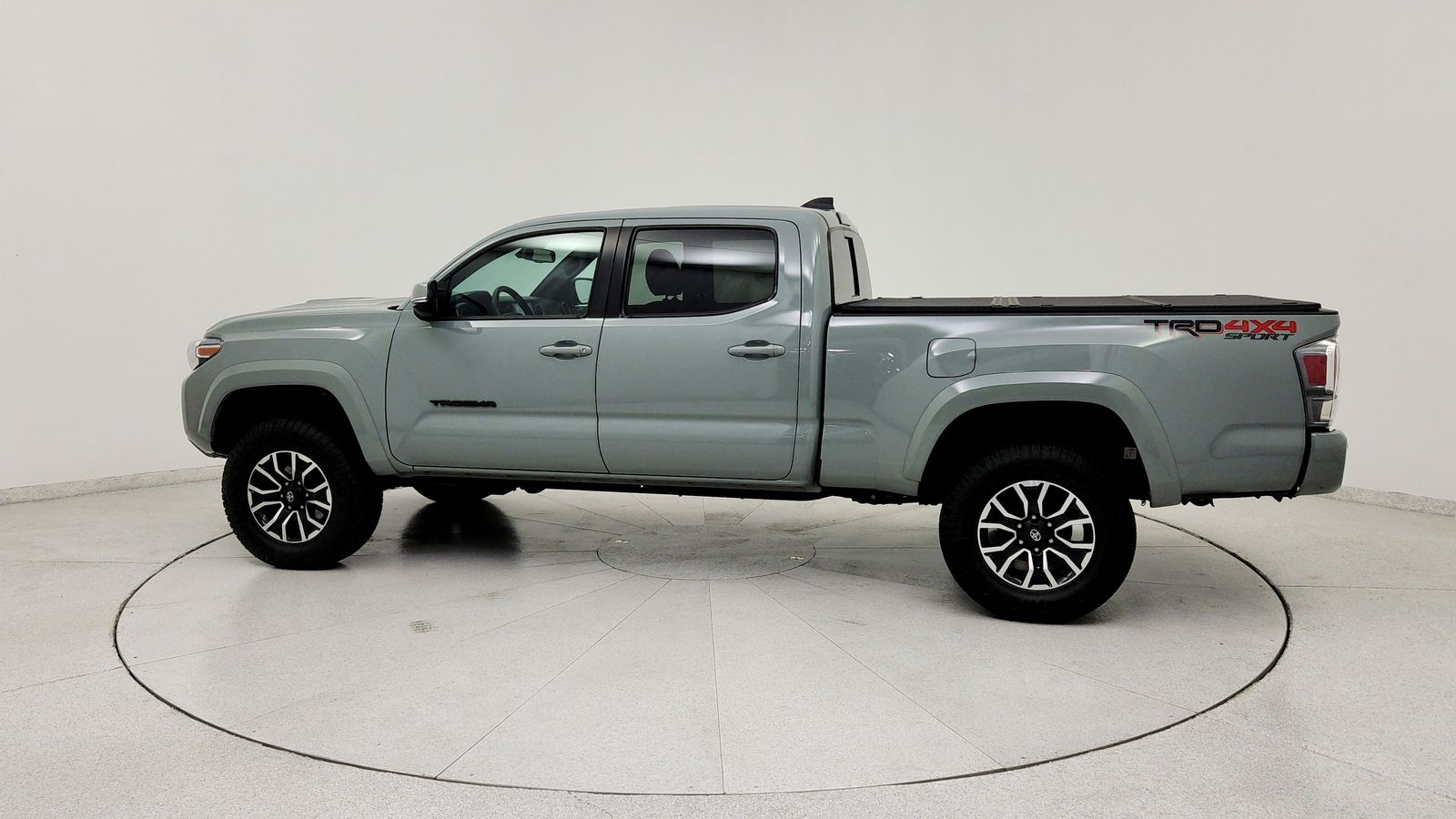 Used 2022  Toyota TRD Sport image 4