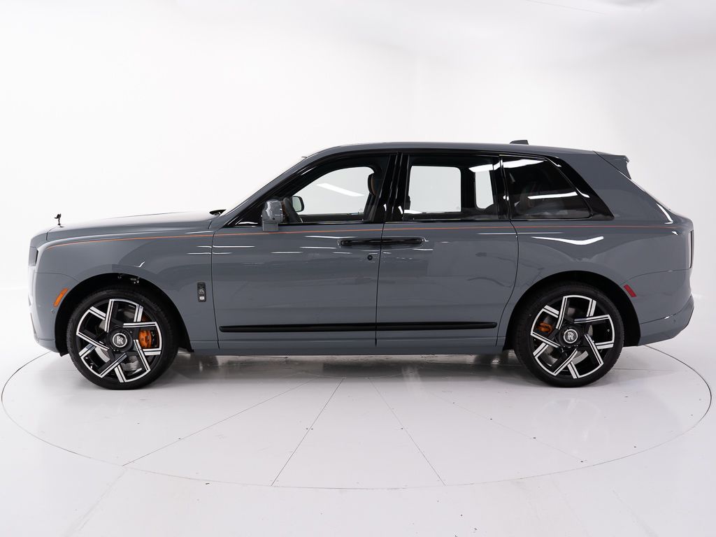 New 2027 Burnout Grey Rolls-Royce Black Badge image 2