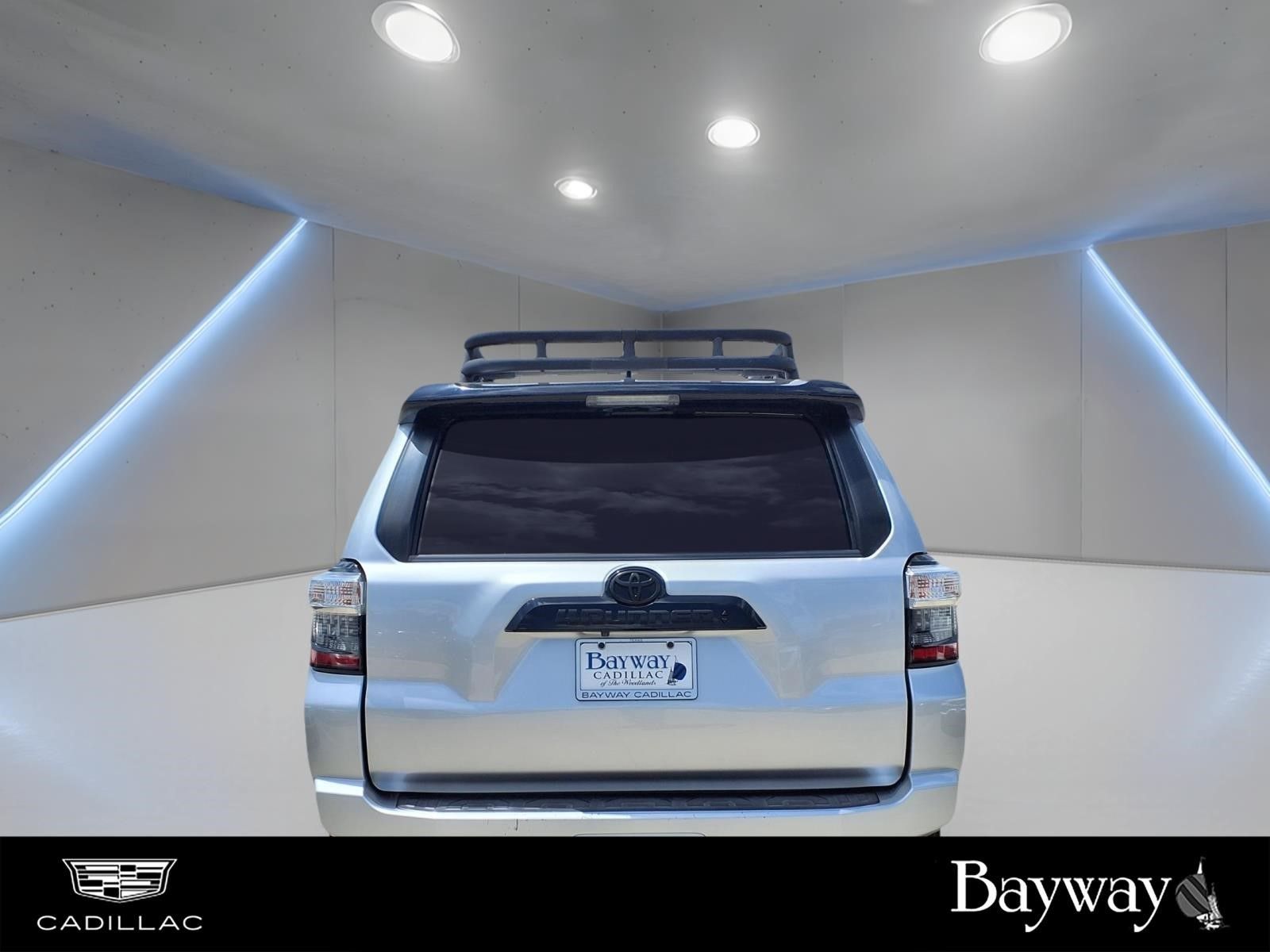 2020 Toyota 4Runner Venture - 6