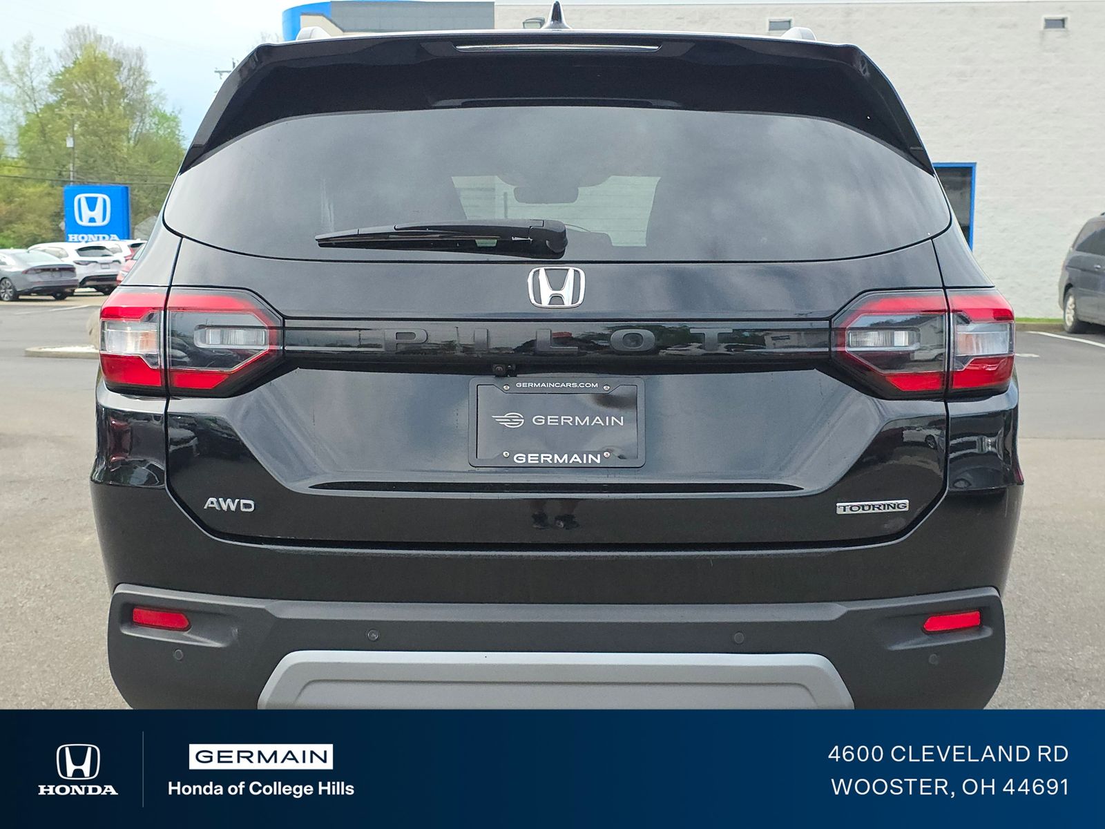Used 2023 Black Honda Touring image 8