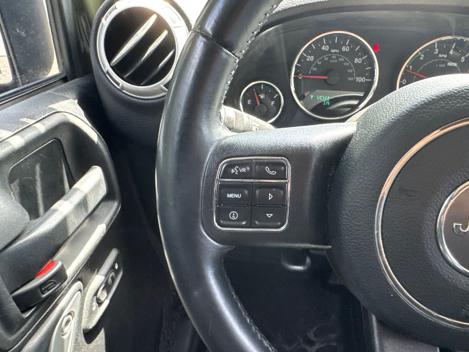 Used 2015 Tank Clearcoat Jeep Unlimited Sahara image 17