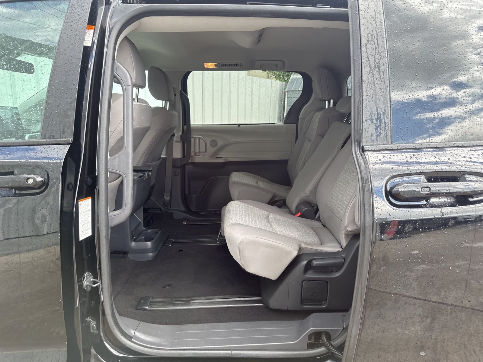 Used Car 2023 Toyota Sienna  Le For Sale Under $40,000 In Austin, Texas