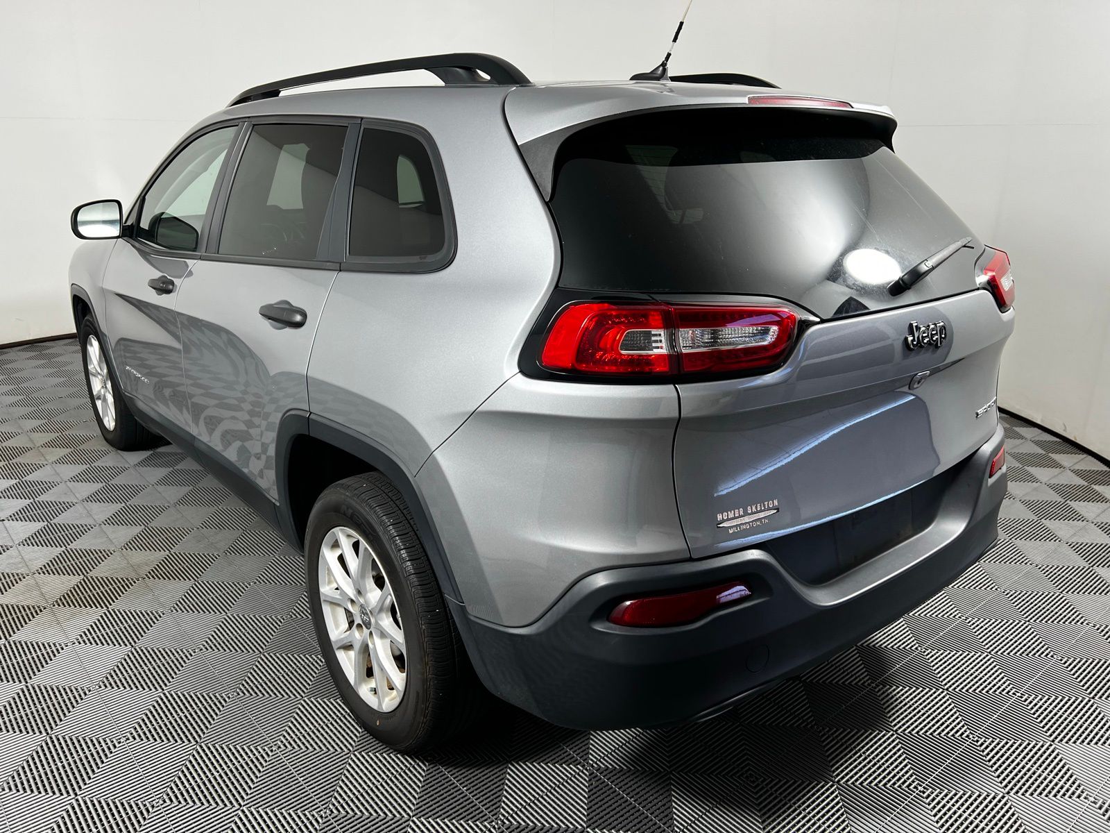 2017 Jeep Cherokee Sport 6