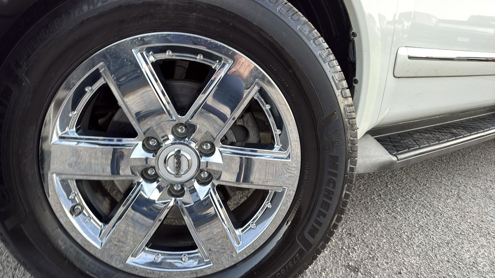 Used Car 2014 Nissan Armada  Platinum For Sale Under $10,000 In Austin, Texas