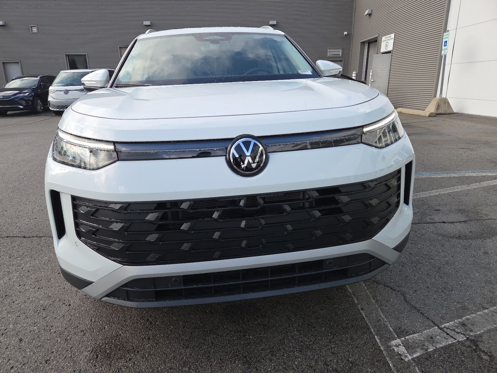 new 2026 Volkswagen Tiguan car, priced at $32,181