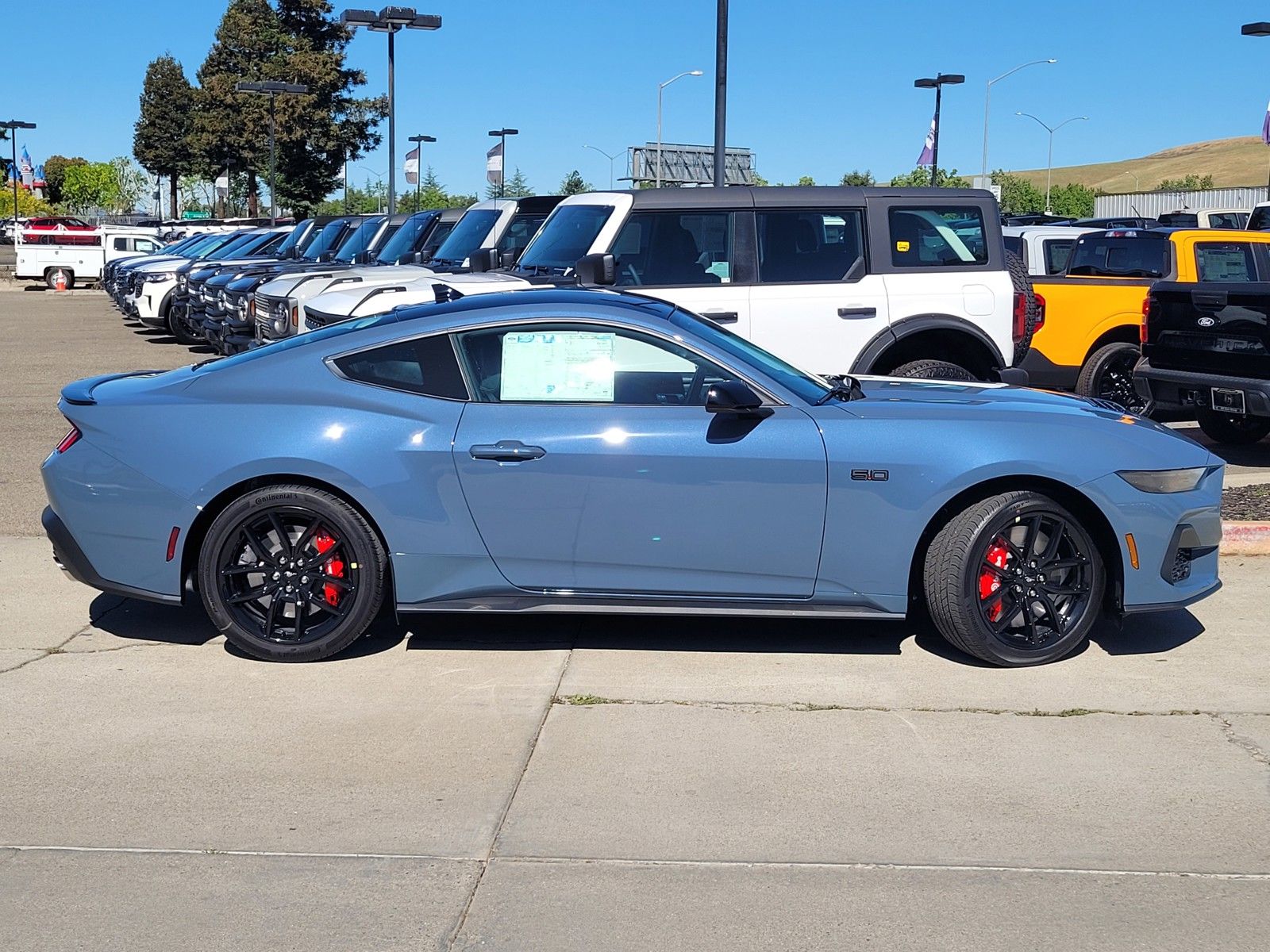 New 2026 Blue Ford GT image 3