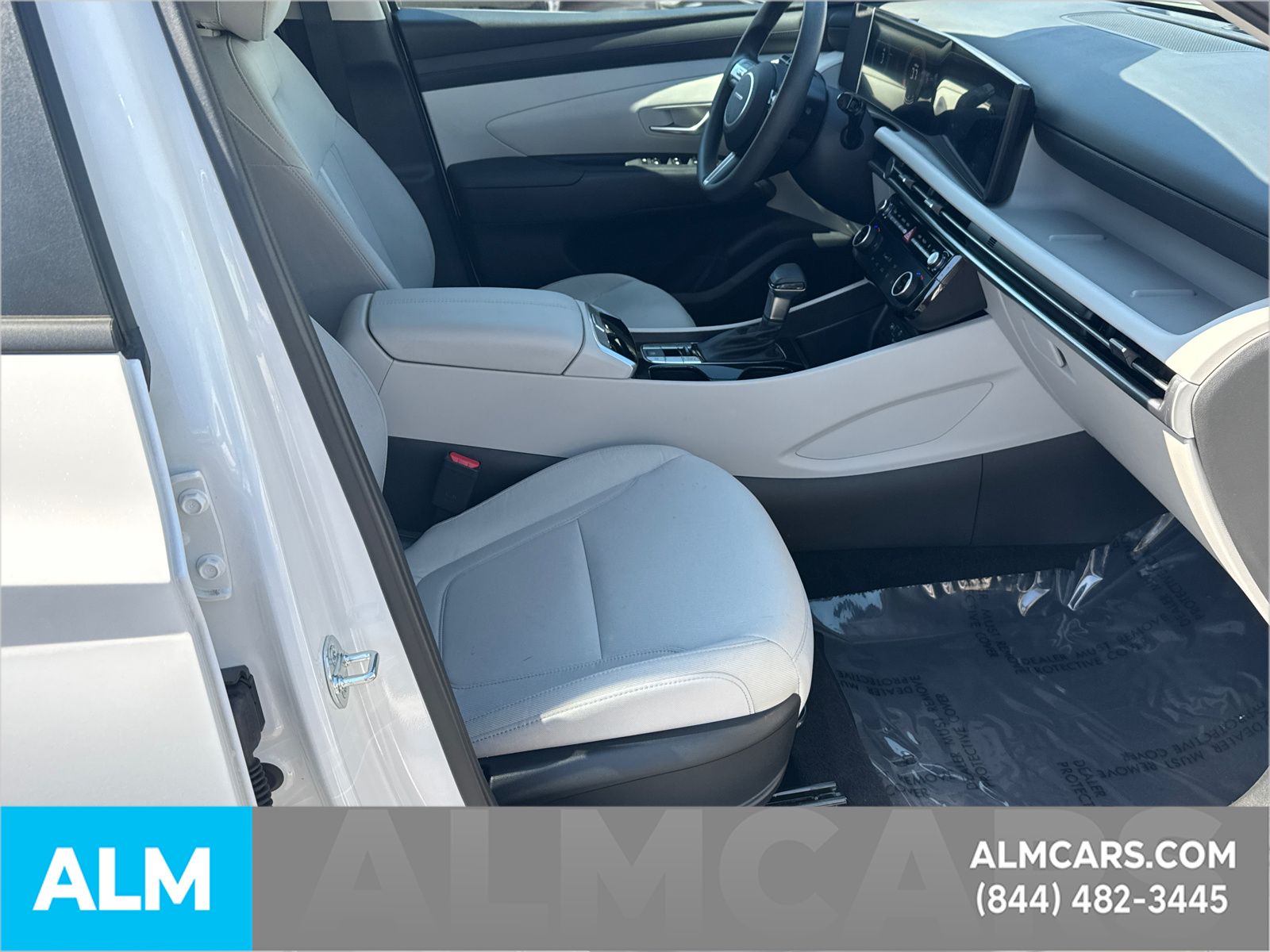 Certified Used 2025 White Hyundai SEL image 16