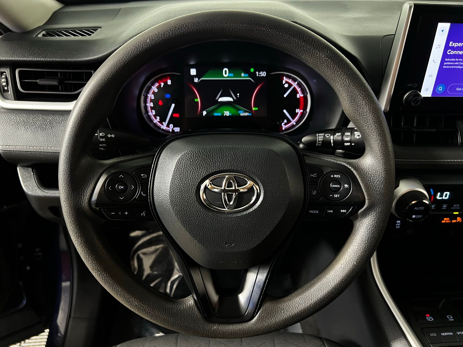 Thumbnail: 2024 Toyota RAV4 - 15