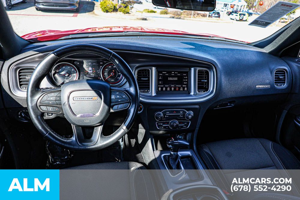 2022 Dodge Charger SXT photo 25