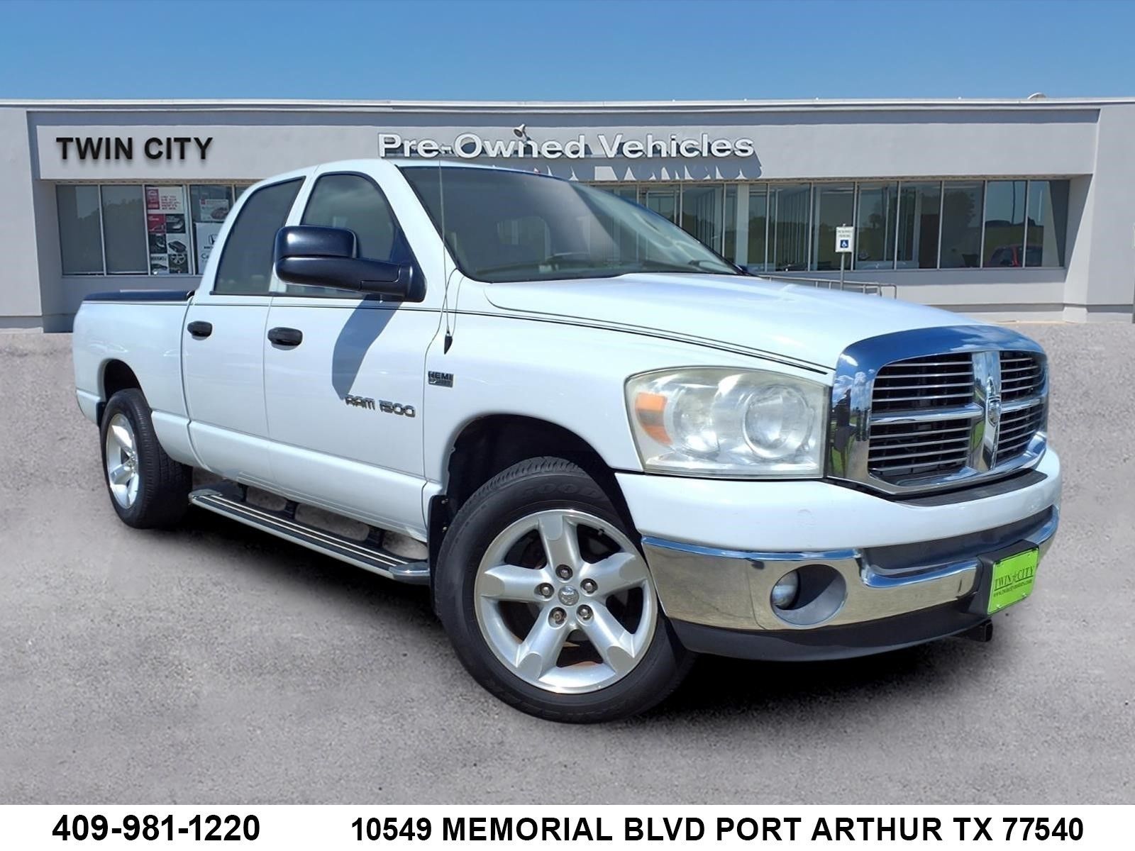 Bright White 2007 Dodge RAM 1500 Pickup Truck Rear-Wheel Drive 5-Speed Automatic