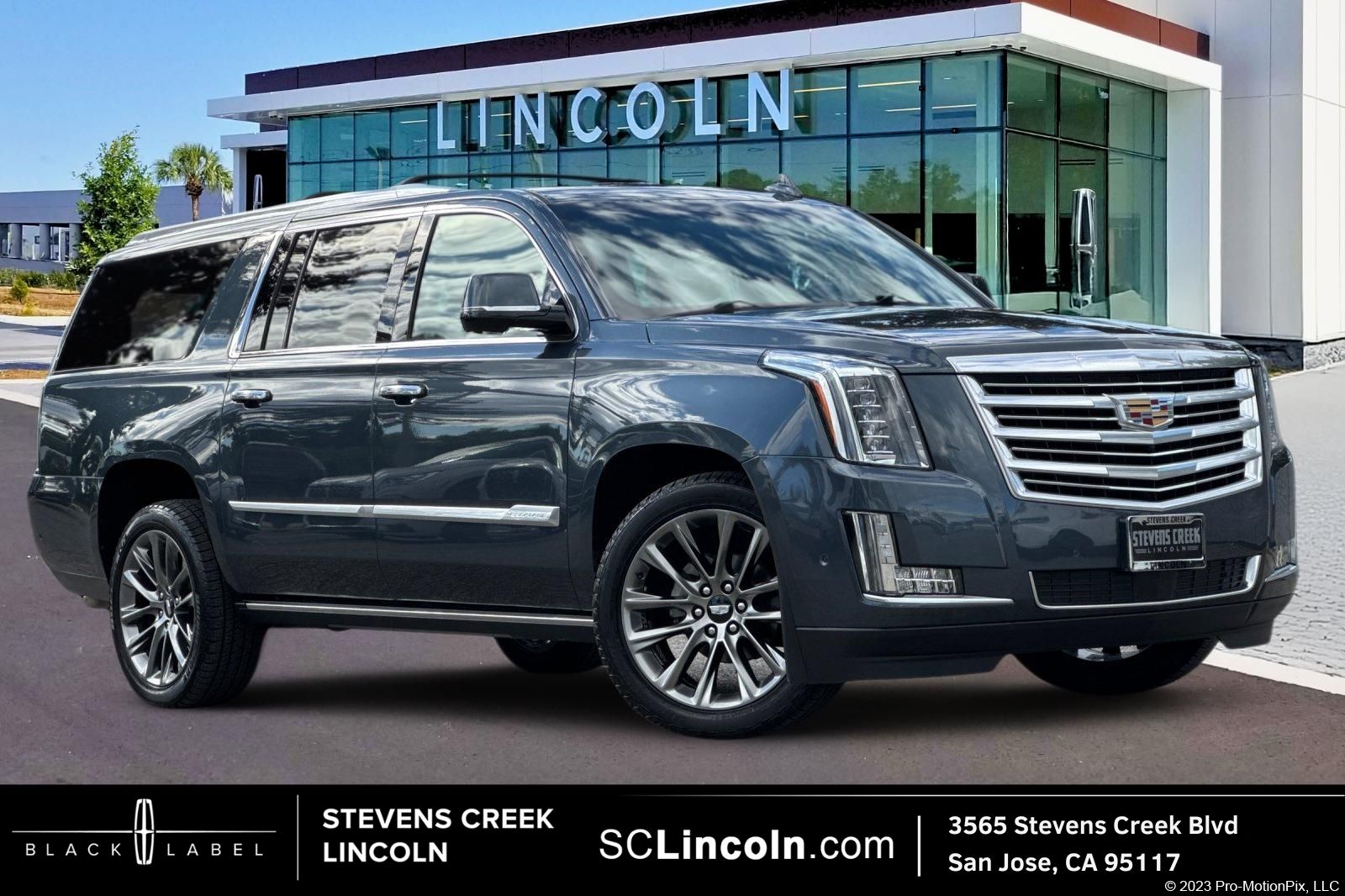 Shadow Metallic 2019 Cadillac Escalade ESV Platinum 4WD SUV / Crossover Four-Wheel Drive